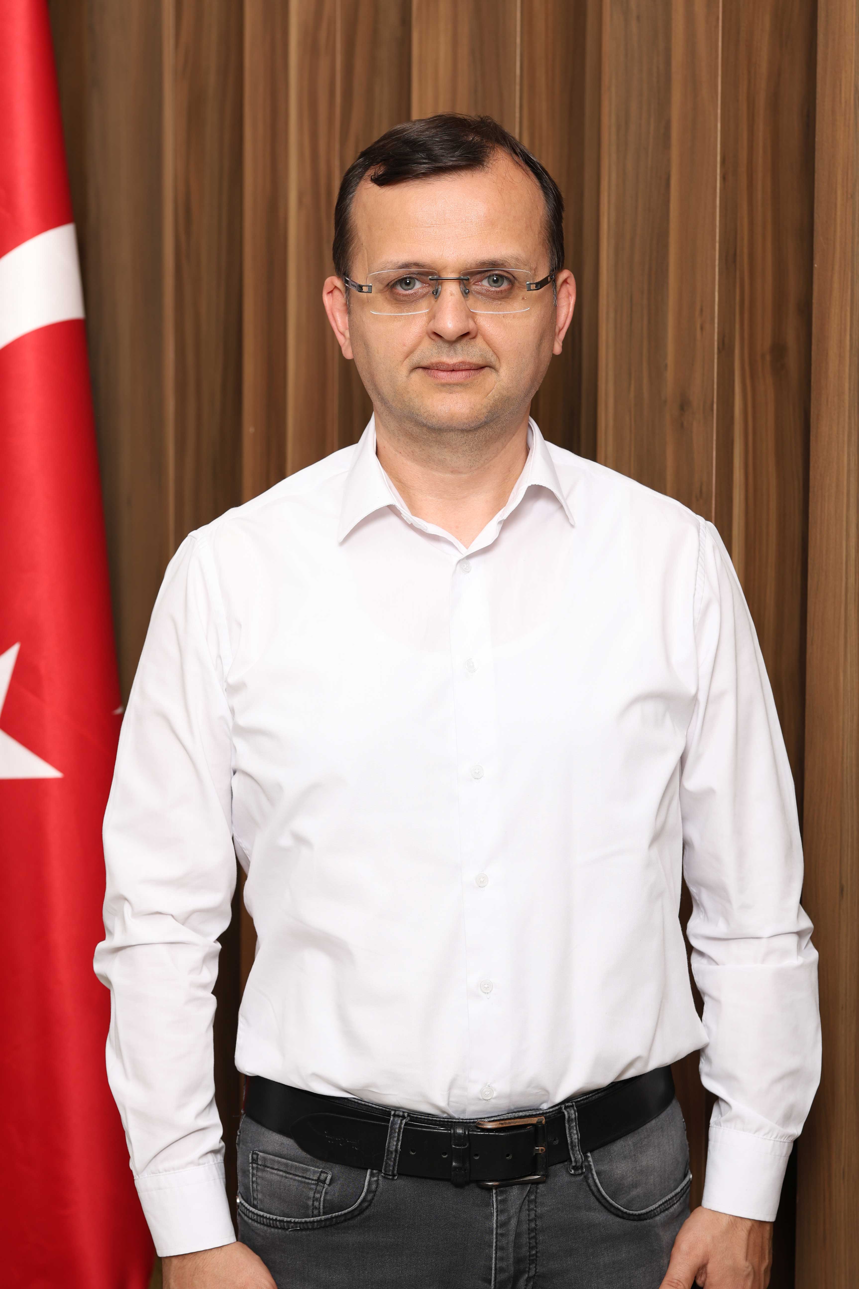 Kadir ÜLKER